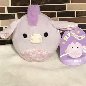 SQUISHMALLOW DELZI  S4 #1720/squishdate 04/18/2022